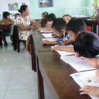 Giáo dục - du học - Sửa tuổi để chậm về hưu