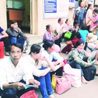 Sức khỏe đời sống - Chưa bắt BV siết thời gian khám chữa bệnh