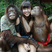 Quá xinh cho đội bán sờ tinh - 3