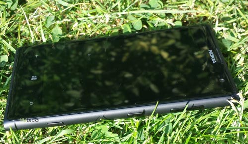 Video Nokia Lumia EOS với camera “khủng” - 2