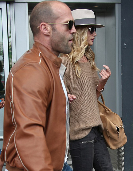 Công chúa Taylor Swift xấu bất ngờ - 14