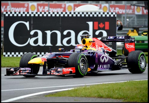 Phân hạng Canadian GP: Vettel đoạt pole sau thủy chiến - 1