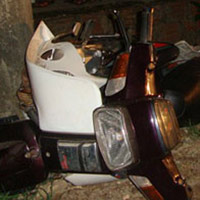 Tin tức trong ngày - Tông xe máy vào trụ điện, 2 người tử vong