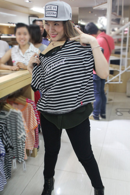 Mỹ Tâm quậy hết cỡ cùng fan - 13