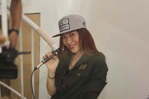 Mỹ Tâm quậy hết cỡ cùng fan - 7