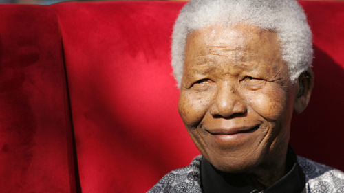Nam Phi cầu nguyện cho Nelson Mandela - 1