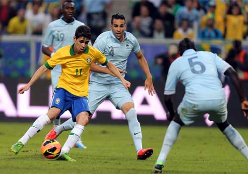 Brazil 3-0 Pháp: Không chỉ có Neymar - 1