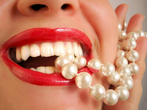 6 phương pháp tự nhiên giúp răng trắng - 1