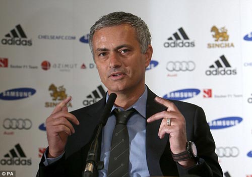 Mourinho: "Tôi là Ngài hạnh phúc" - 4