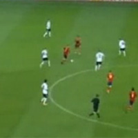 Bóng đá - Video: SAO trẻ TBN tái hiện hình ảnh Iniesta