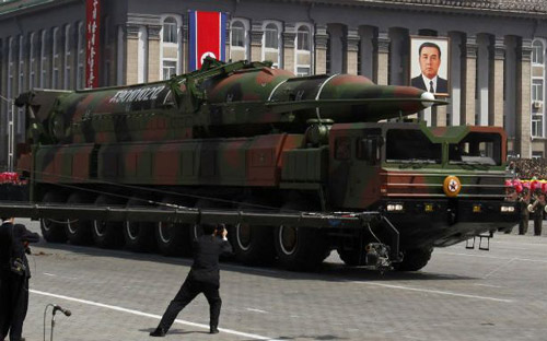 LHQ "soi" xe đặc dụng của TQ ở Triều Tiên - 1