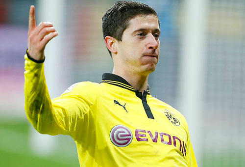 Lewandowski là dấu chấm hết với Rooney - 1