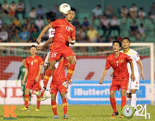 U23 VN gây ấn tượng ở sân Thống Nhất - 11