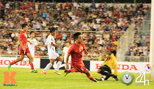 U23 VN gây ấn tượng ở sân Thống Nhất - 8