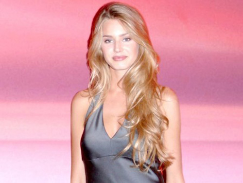 Vẻ đẹp của siêu mẫu bị bạn trai sát hại - 7