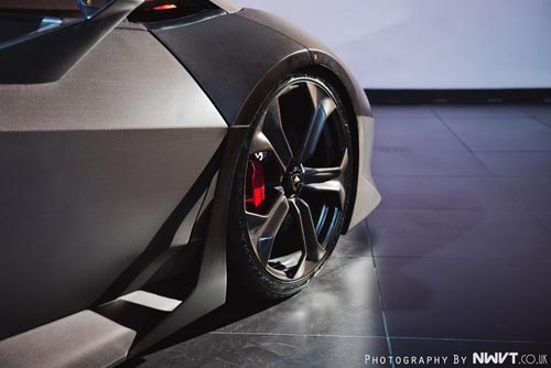Lamborghini Sesto Elemento bất ngờ xuất hiện - 10