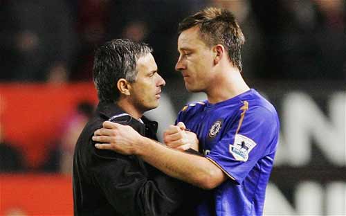 Chelsea Mourinho 2.0: Dằn mặt công thần - 2