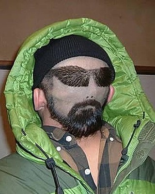 Ngạc nhiên với những kiểu tóc dị thường - 9