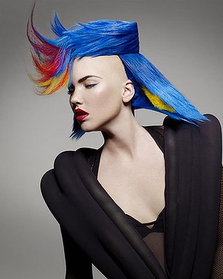 Ngạc nhiên với những kiểu tóc dị thường - 4