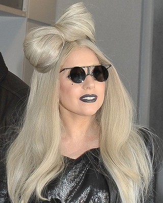 Ngạc nhiên với những kiểu tóc dị thường - 5