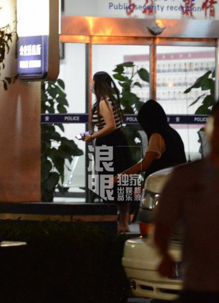 Thích Tiểu Long ồn ào với tin ẩu đả - 4