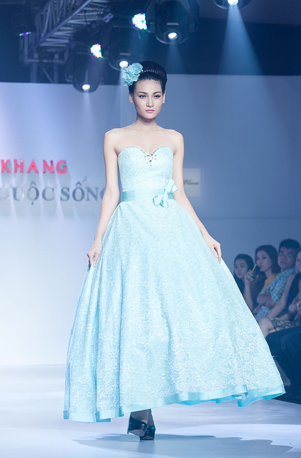 Dàn mẫu nữ hóa nàng dâu kiều diễm - 13