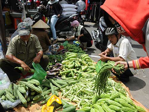 Người tiêu dùng chịu thiệt: Cần kiểm soát - 1