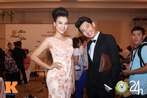 Mẫu Việt nhắng nhít sau cánh gà - 8