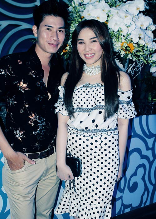 Quỳnh Thư khoe bạn trai đại gia - 7