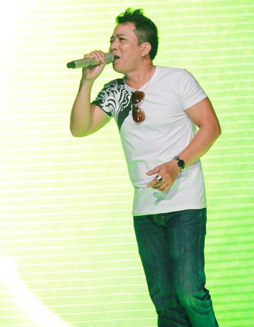 Kỳ Phương đối đầu giọng ca trung niên - 11