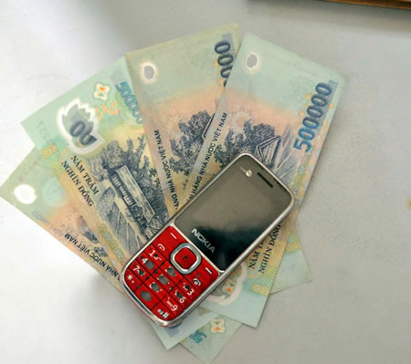 Bắt đối tượng chuyên cưỡng đoạt tiền quán nhậu - 2