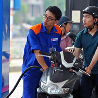 Tin tức trong ngày - Tối 14/6, xăng bất ngờ tăng giá