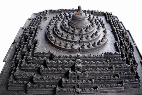 Khám phá vẻ đẹp đền thiêng Borobudur - 5