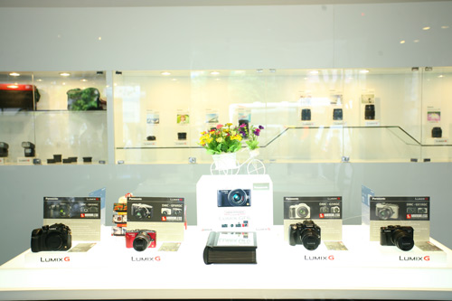 Panasonic ra mắt cửa hàng máy ảnh Lumix G Lounge - 2