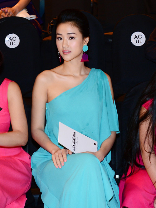 Ngọc Oanh gợi cảm, Thanh Hằng cá tính - 9