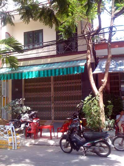 Bắt đối tượng lừa đảo hàng tỷ đồng - 12