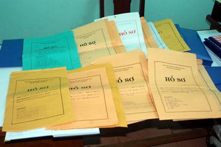 Bắt đối tượng lừa đảo hàng tỷ đồng - 5