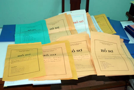 Bắt đối tượng lừa đảo hàng tỷ đồng - 8