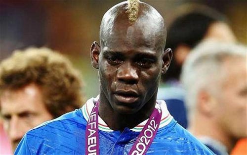 Balotelli lại cởi, ĐT Italia thấp thỏm - 2