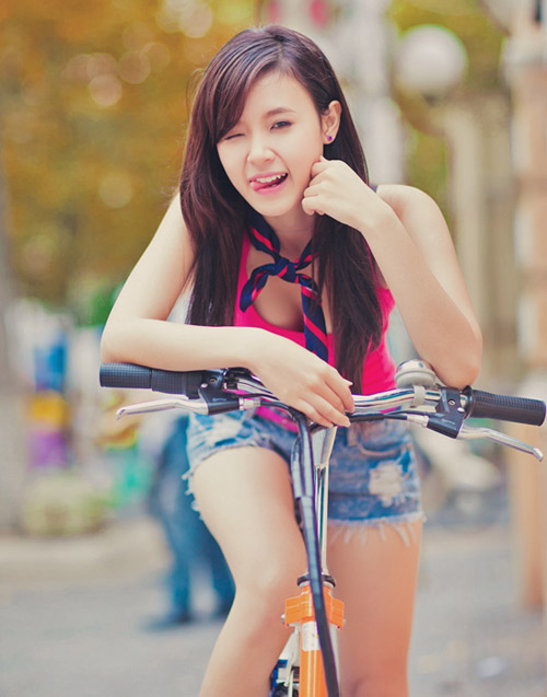 Hotgirl dụ dỗ ánh nhìn với short jeans - 13