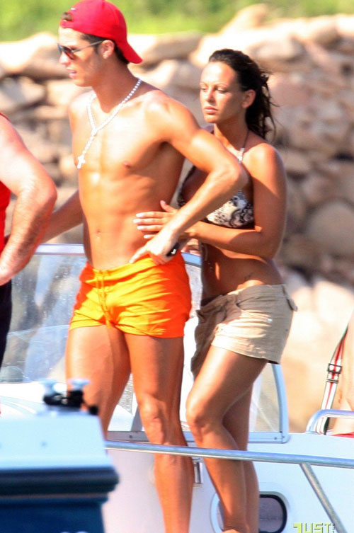 Tuyển tập quần đùi xanh đỏ của C.Ronaldo - 6