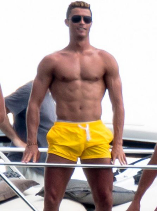 Tuyển tập quần đùi xanh đỏ của C.Ronaldo - 4