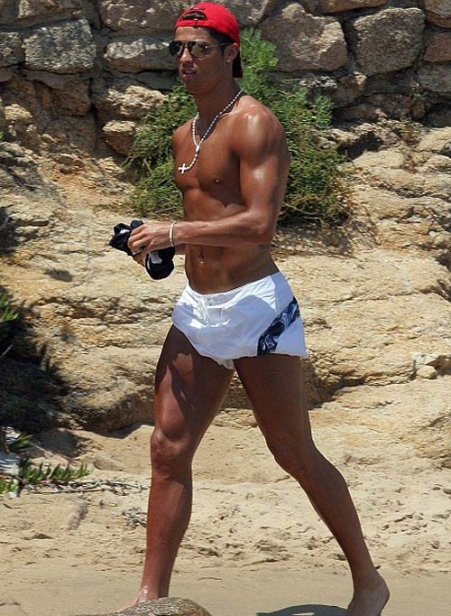 Tuyển tập quần đùi xanh đỏ của C.Ronaldo - 4