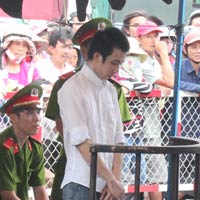 Pháp luật - Học sinh lĩnh án chung thân vì giết bạn