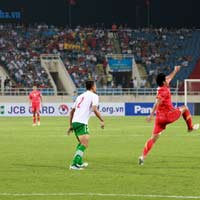 Bóng đá - Phía sau vụ chốt giá 800 triệu ở Mỹ Đình