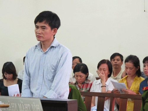 Bác sĩ lái "xe điên" nhận án 7 năm tù - 3