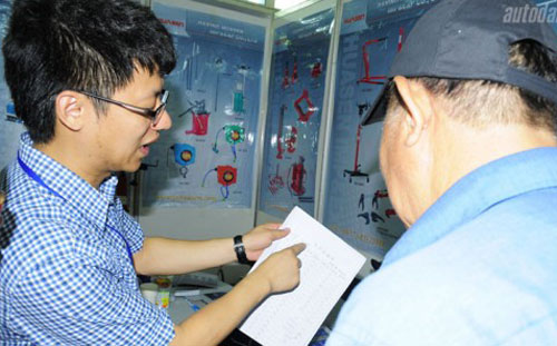 Vietnam AutoExpo 'hóa' Triển lãm phụ tùng Trung Quốc? - 8