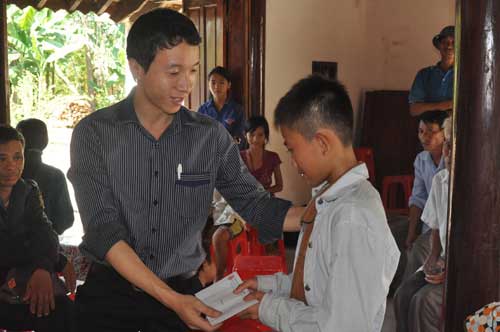 Bộ trưởng gửi thư khen HS cứu 5 bạn đuối nước - 3