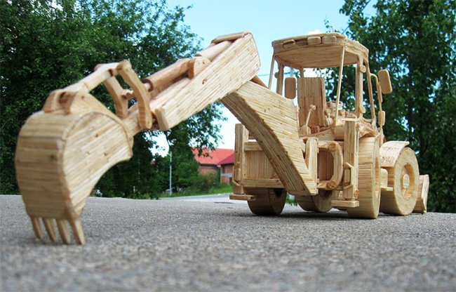 Máy xúc tinh xảo đến từng chi tiết
