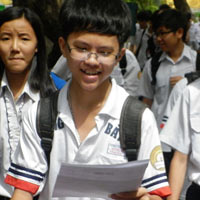 Giáo dục - du học - TPHCM: Ngôn ngữ "chat" vào đề Văn lớp 10